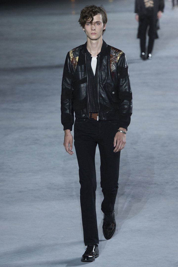 Saint Laurent（圣罗兰）2025巴黎时装周时装秀
