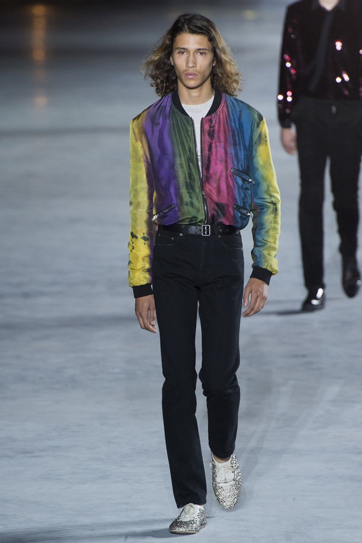 Saint Laurent（圣罗兰）2025巴黎时装周时装秀