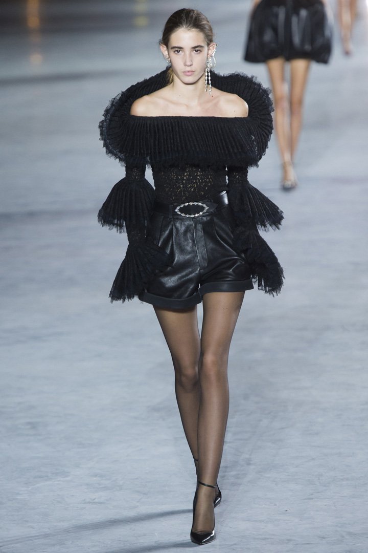 Saint Laurent（圣罗兰）2025巴黎时装周时装秀