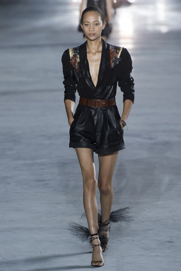 Saint Laurent（圣罗兰）2025巴黎时装周时装秀