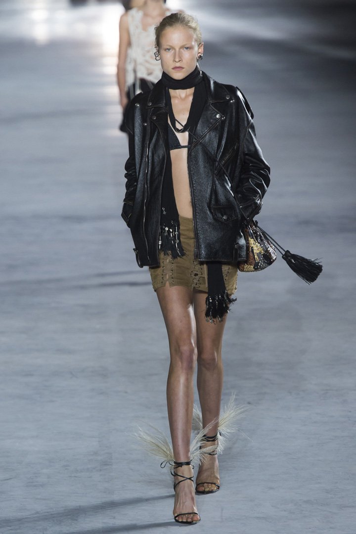 Saint Laurent（圣罗兰）2025巴黎时装周时装秀