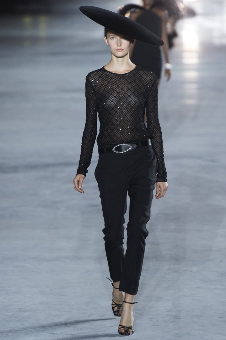 Saint Laurent（圣罗兰）2025巴黎时装周时装秀