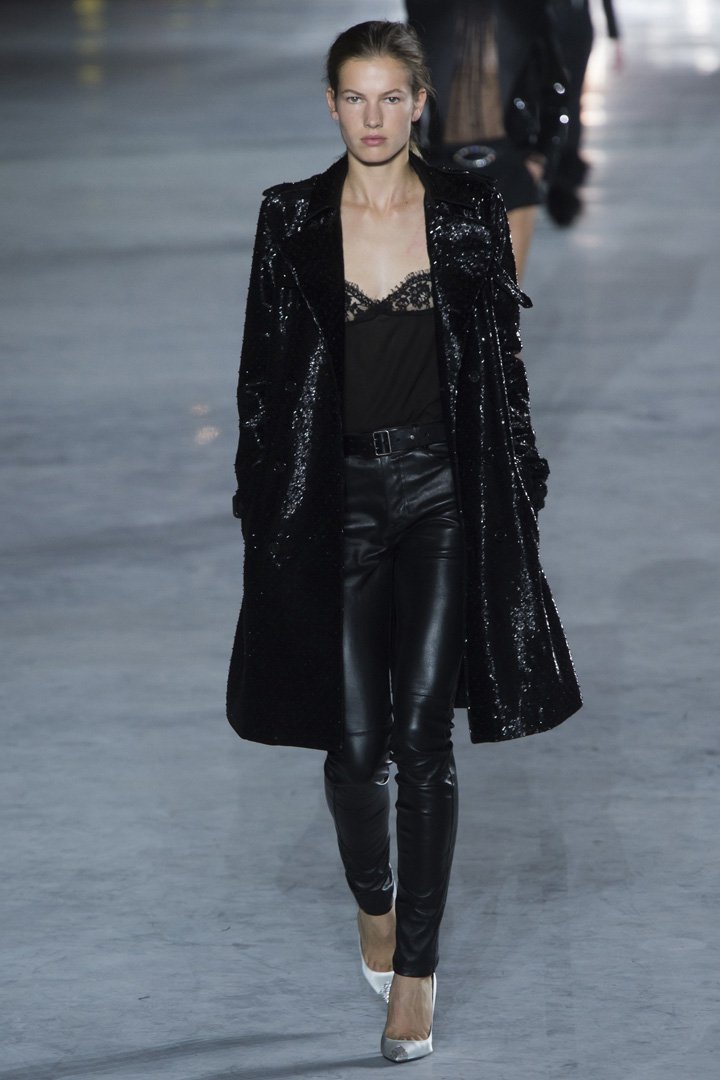 Saint Laurent（圣罗兰）2025巴黎时装周时装秀