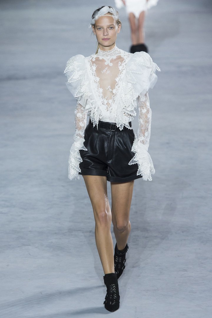Saint Laurent（圣罗兰）2025巴黎时装周时装秀
