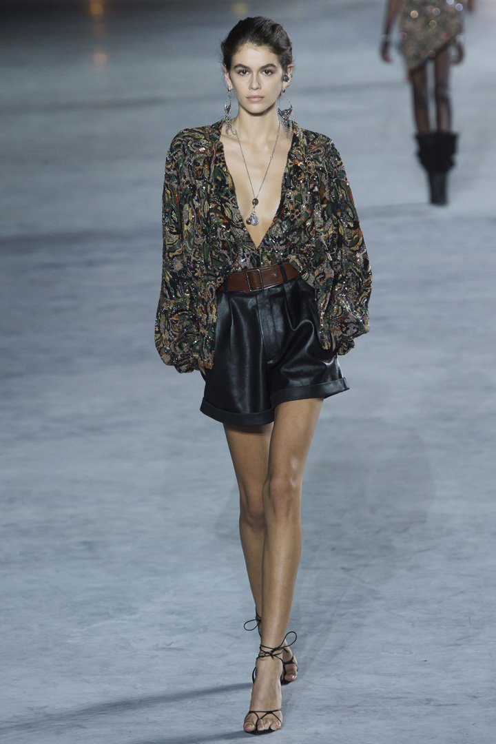 Saint Laurent（圣罗兰）2025巴黎时装周时装秀