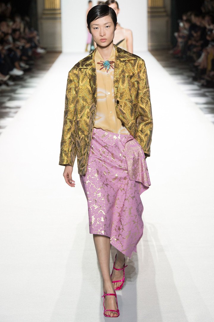 Dries Van Noten 2025巴黎时装周时装秀