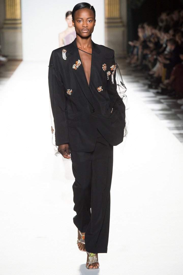 Dries Van Noten 2025巴黎时装周时装秀