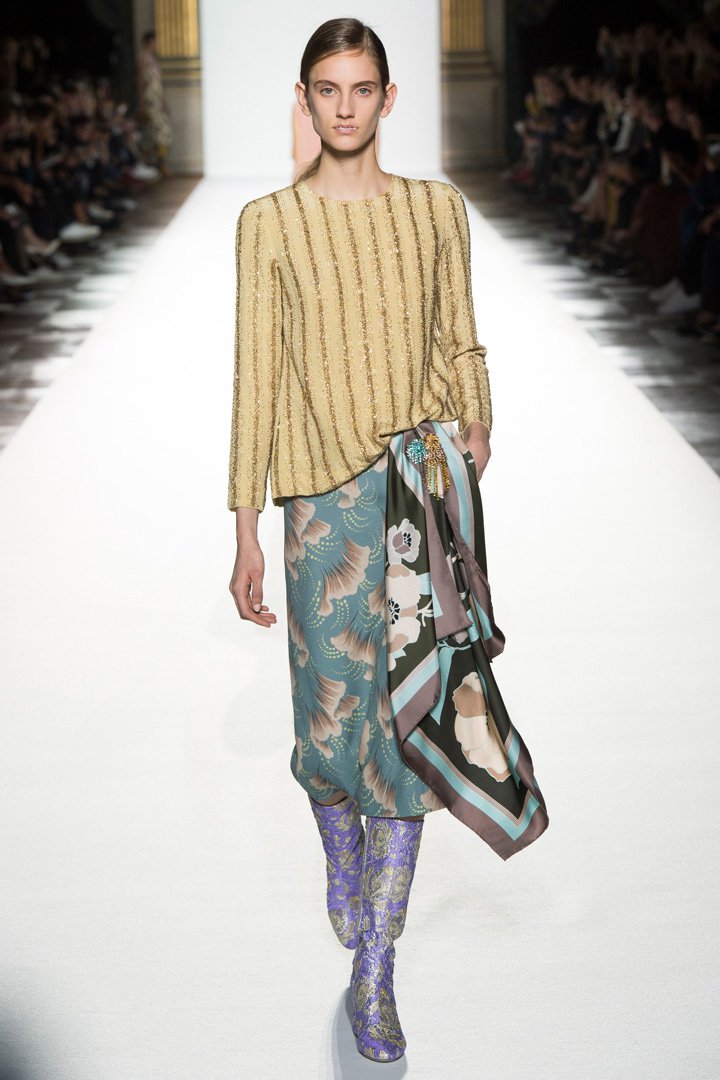 Dries Van Noten 2025巴黎时装周时装秀