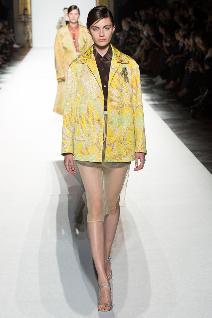 Dries Van Noten 2025巴黎时装周时装秀
