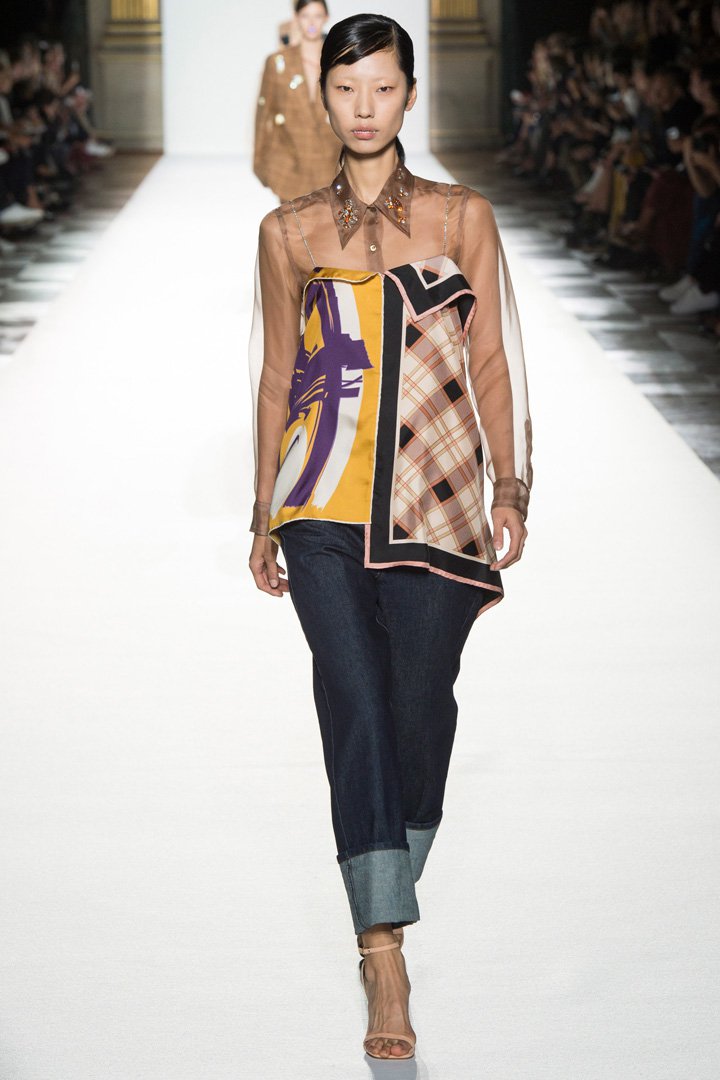 Dries Van Noten 2025巴黎时装周时装秀