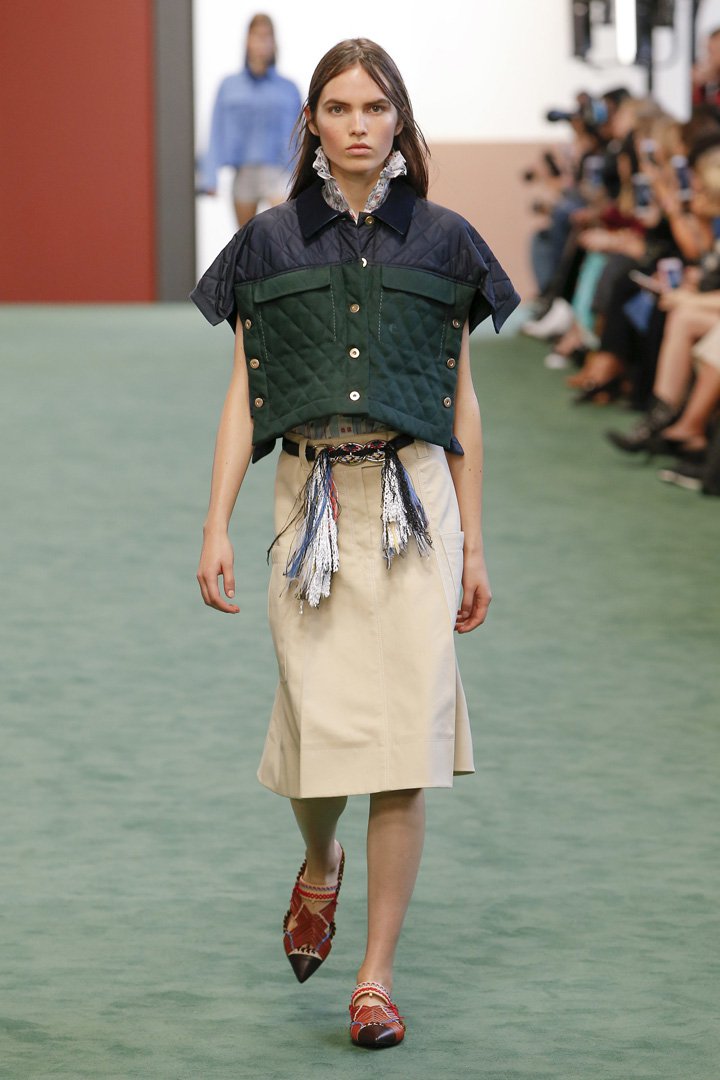 Carven（卡纷）2025巴黎时装周时装秀
