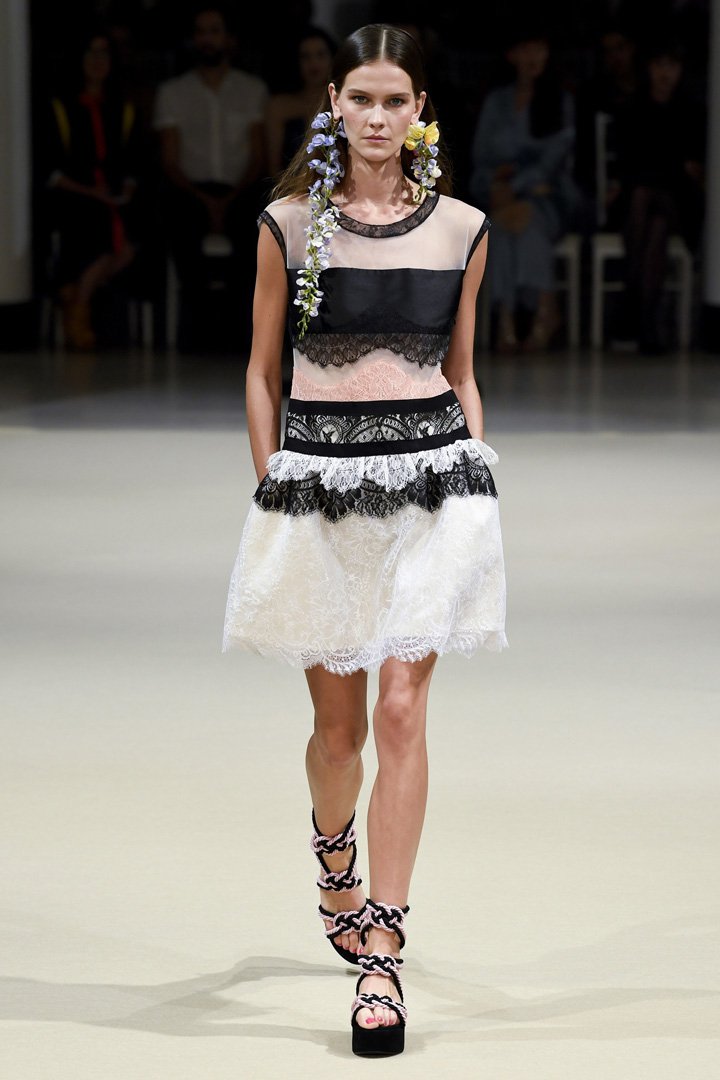 Alexis Mabille 2025巴黎时装周时装秀