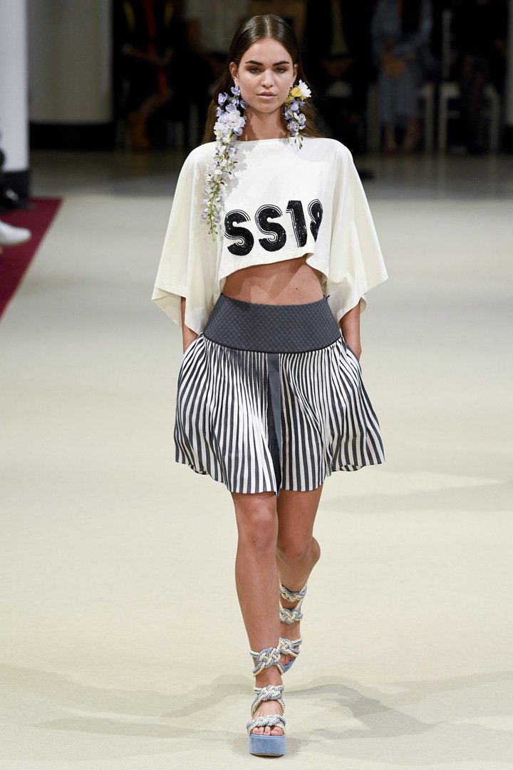 Alexis Mabille 2025巴黎时装周时装秀