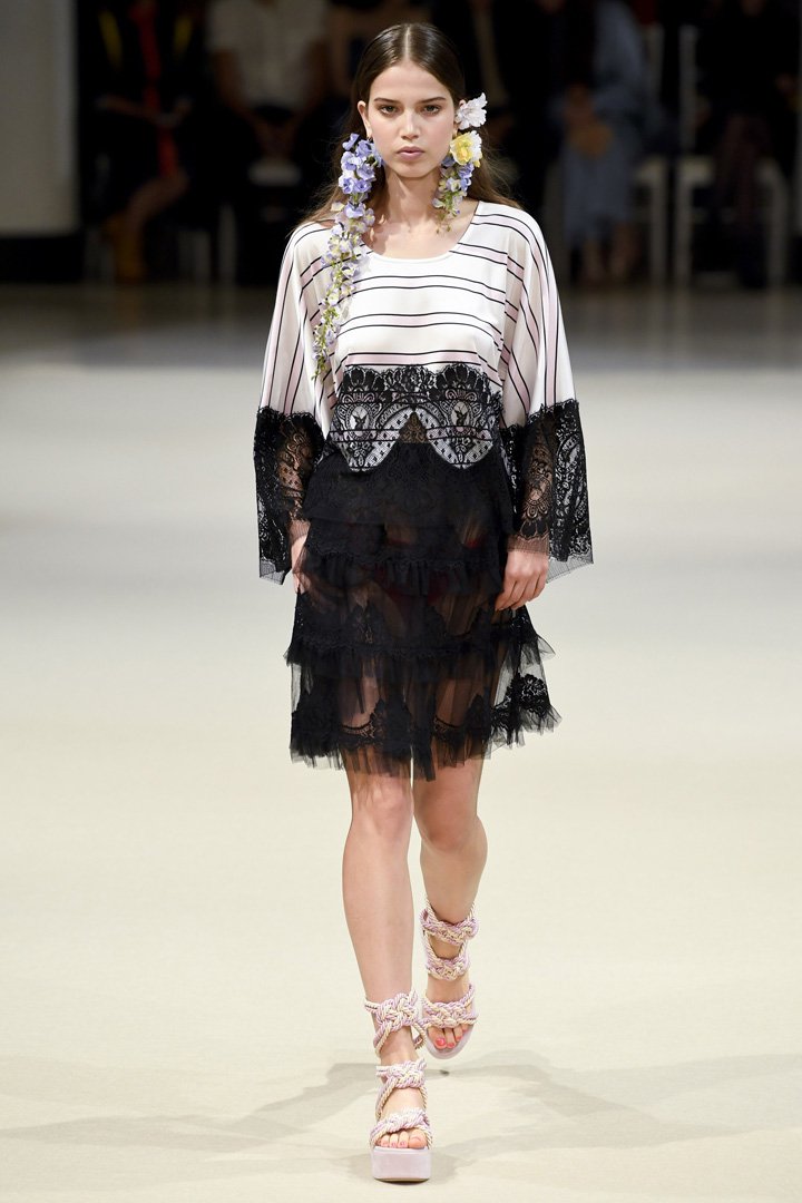 Alexis Mabille 2025巴黎时装周时装秀