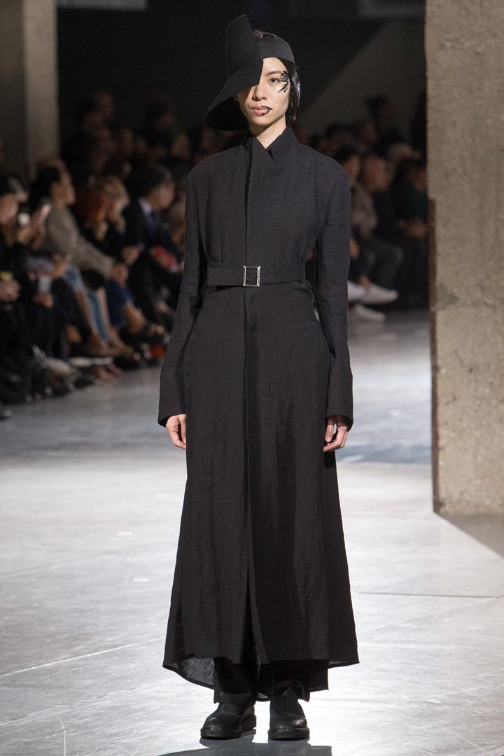Yohji Yamamoto（山本耀司）2025巴黎时装周时装秀