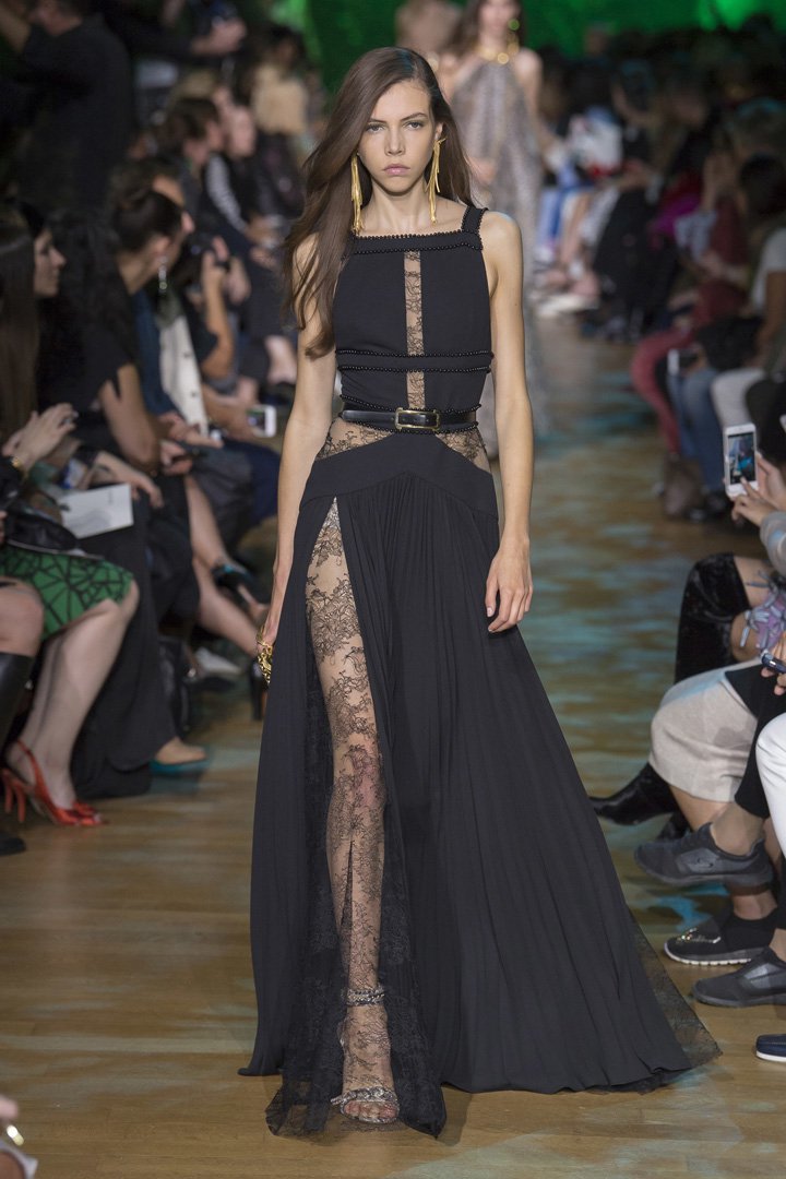 Elie Saab 2025巴黎时装周时装秀