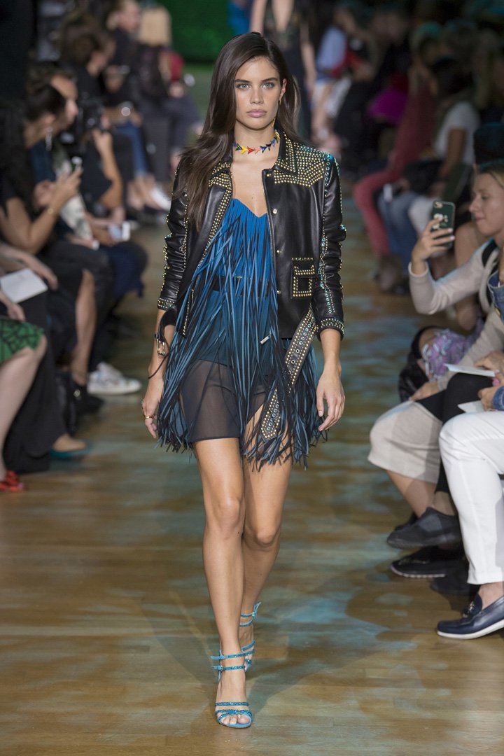 Elie Saab 2025巴黎时装周时装秀