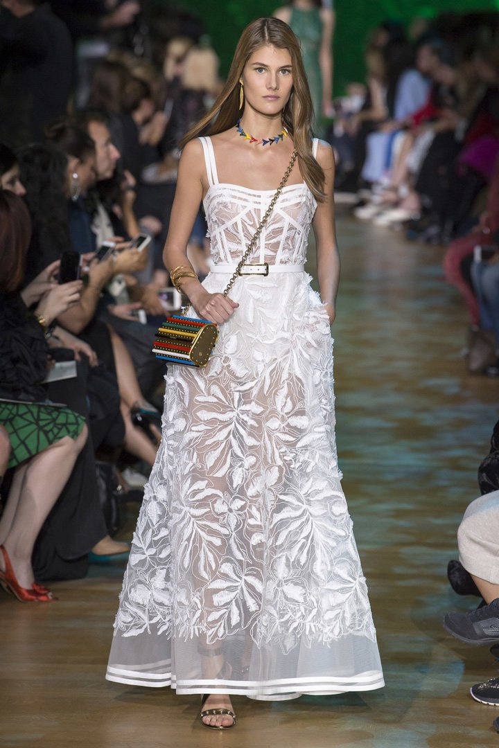 Elie Saab 2025巴黎时装周时装秀