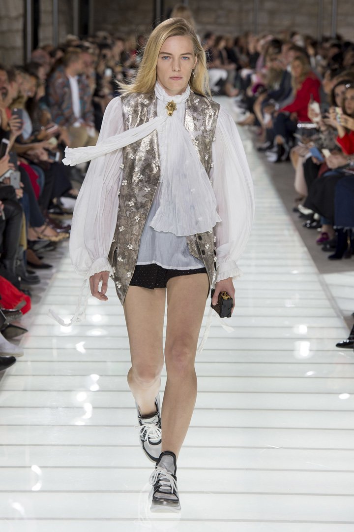 Louis Vuitton（路易威登）2025巴黎时装周时装秀