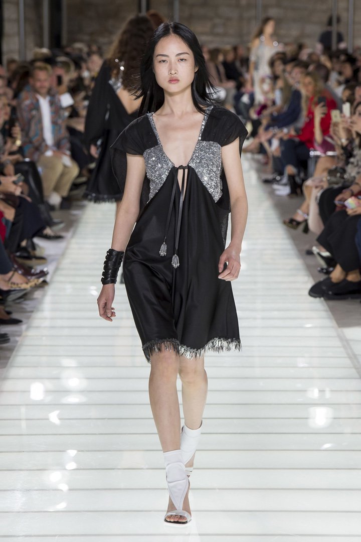 Louis Vuitton（路易威登）2025巴黎时装周时装秀