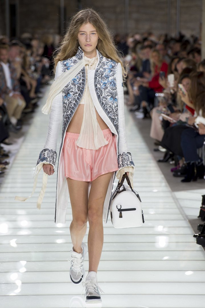 Louis Vuitton（路易威登）2025巴黎时装周时装秀