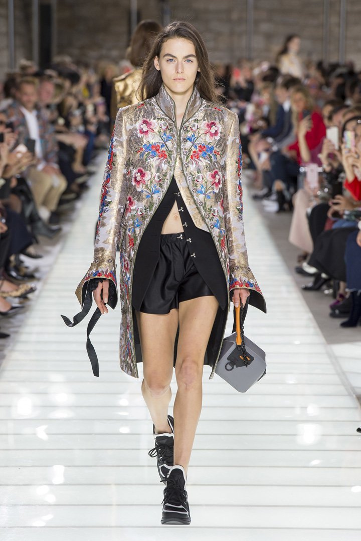 Louis Vuitton（路易威登）2025巴黎时装周时装秀