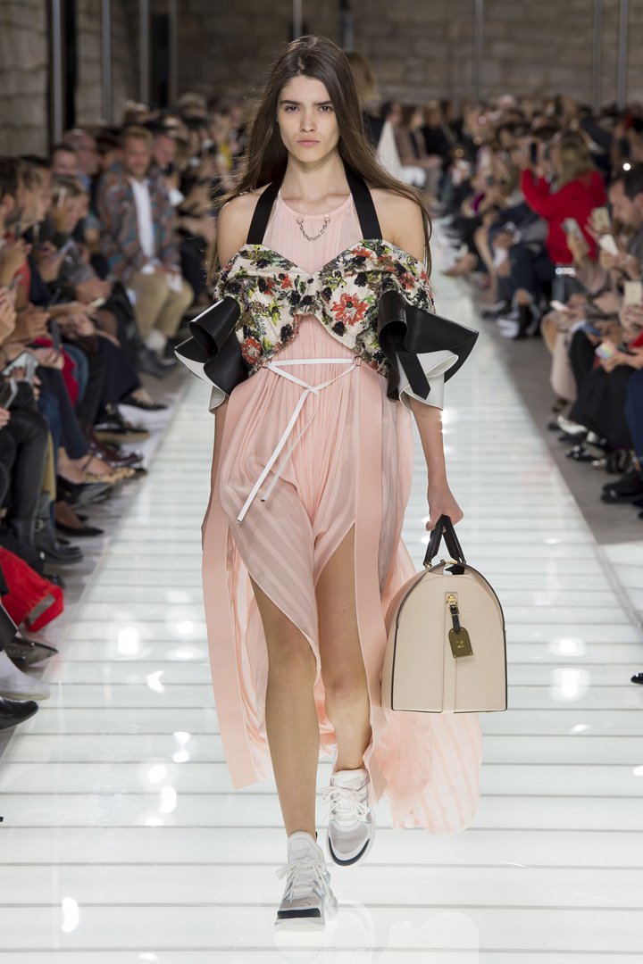 Louis Vuitton（路易威登）2025巴黎时装周时装秀