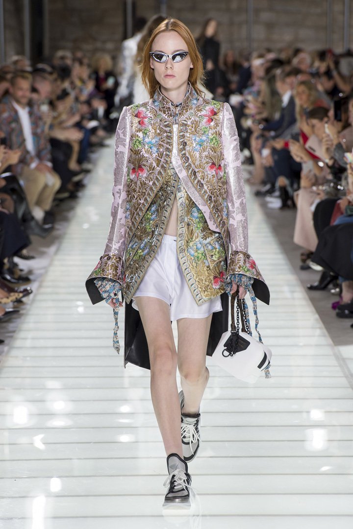 Louis Vuitton（路易威登）2025巴黎时装周时装秀
