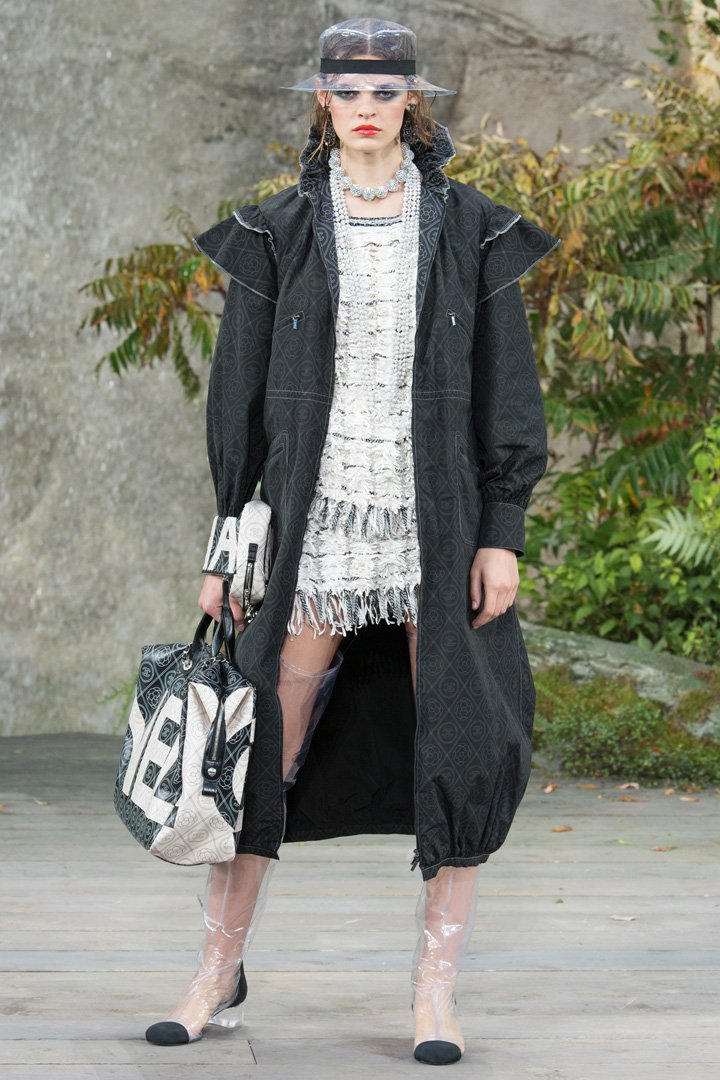 Chanel（香奈儿）2025巴黎时装周时装秀