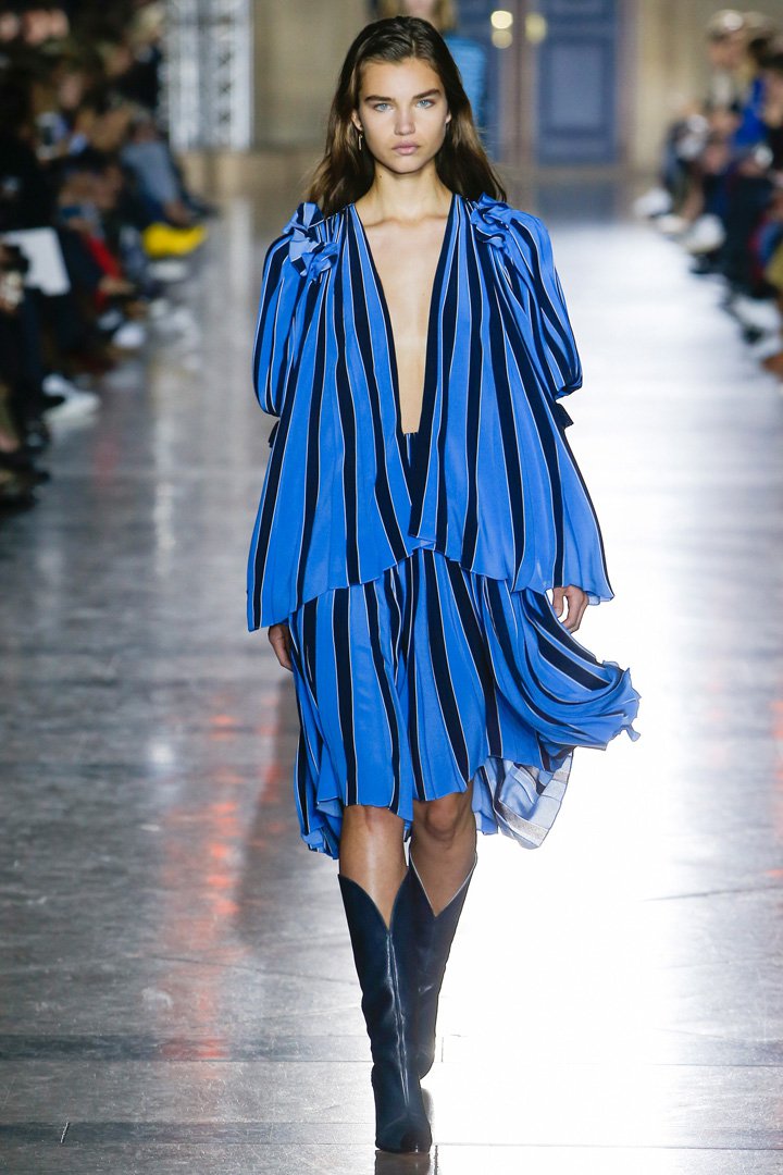 Givenchy（纪梵希）2025巴黎时装周时装秀