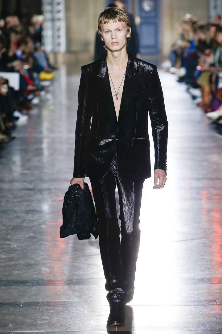 Givenchy（纪梵希）2025巴黎时装周时装秀
