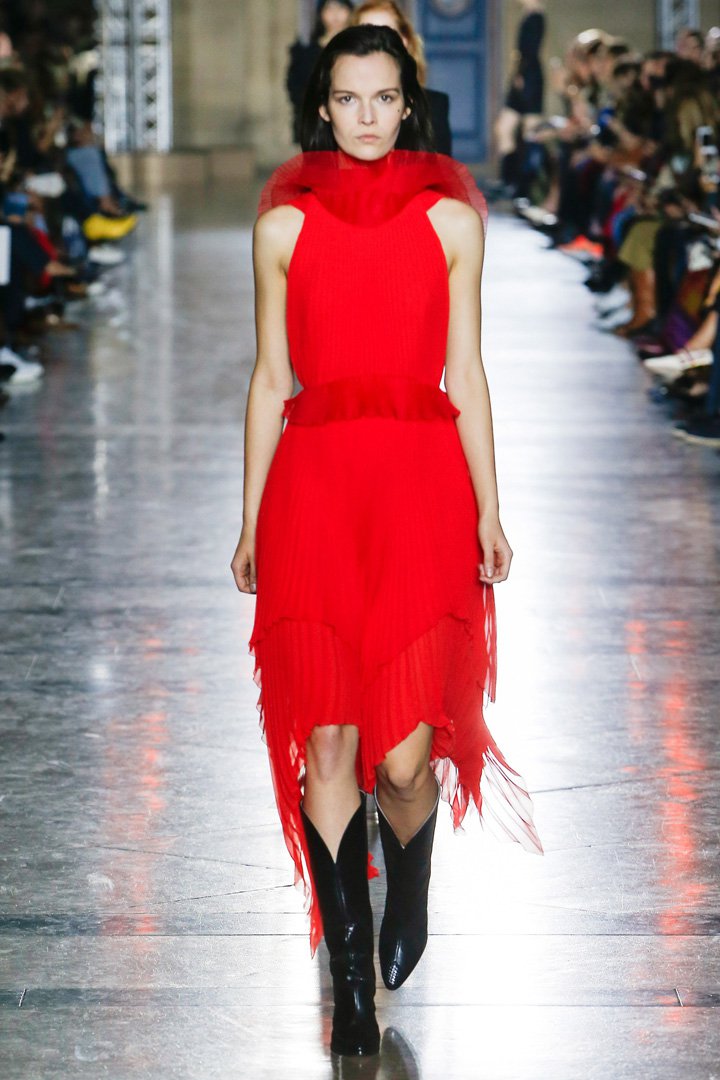 Givenchy（纪梵希）2025巴黎时装周时装秀