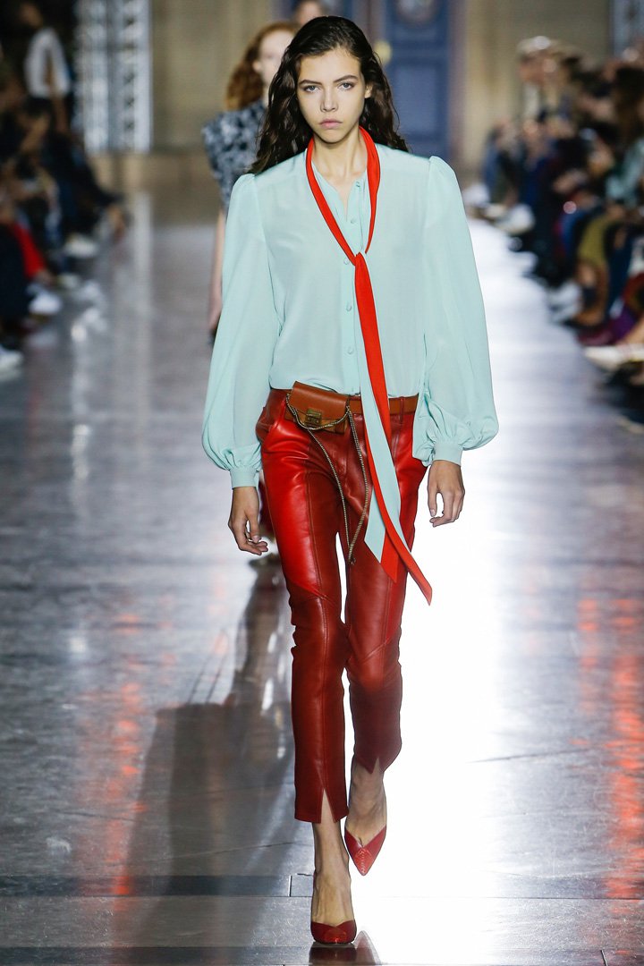 Givenchy（纪梵希）2025巴黎时装周时装秀
