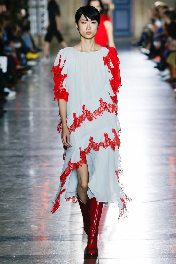 Givenchy（纪梵希）2025巴黎时装周时装秀