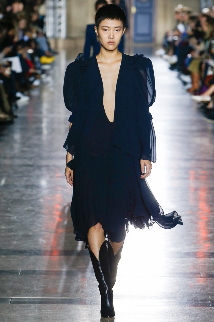Givenchy（纪梵希）2025巴黎时装周时装秀