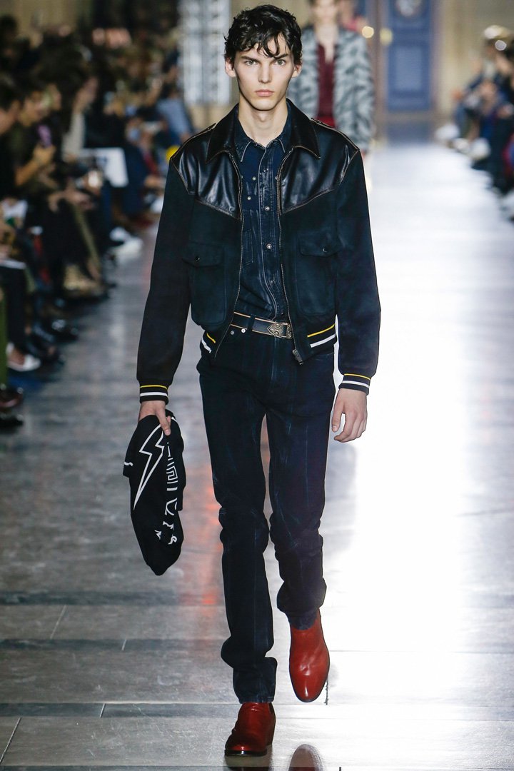 Givenchy（纪梵希）2025巴黎时装周时装秀