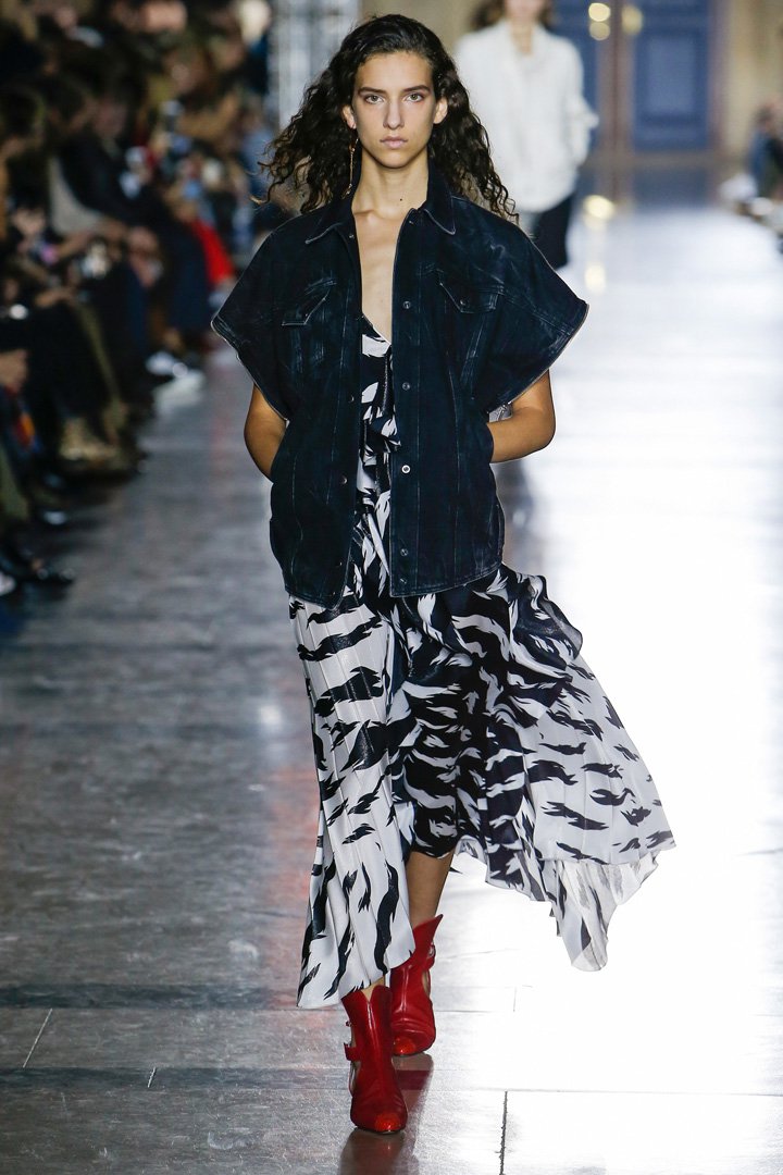 Givenchy（纪梵希）2025巴黎时装周时装秀