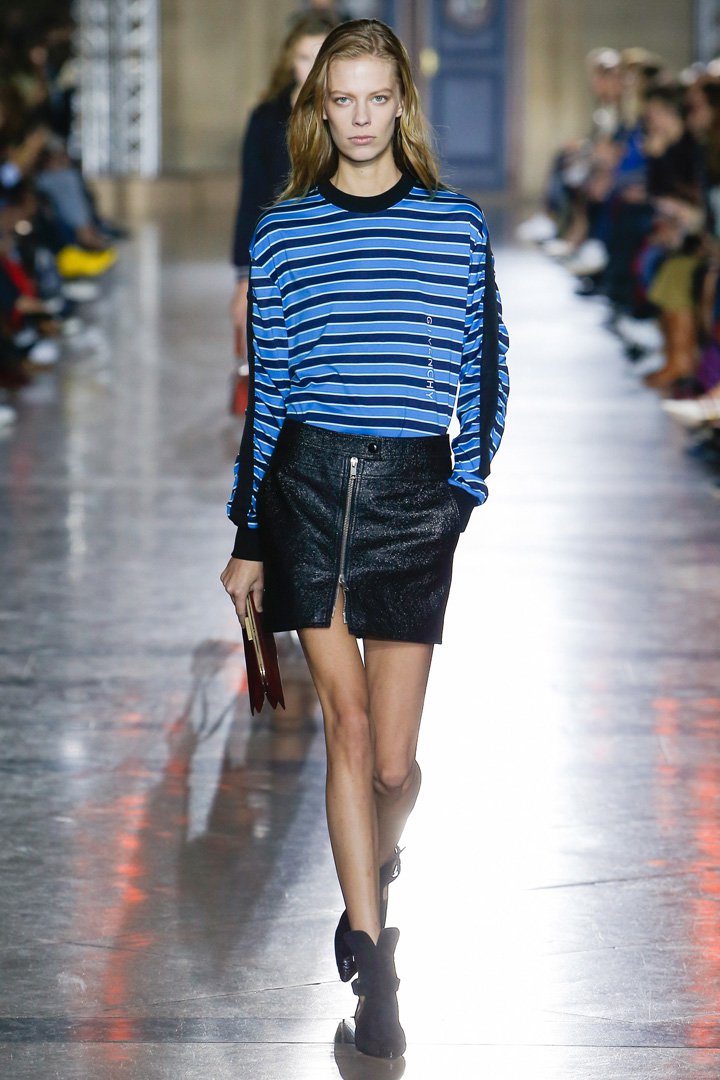 Givenchy（纪梵希）2025巴黎时装周时装秀