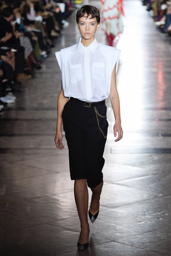 Givenchy（纪梵希）2025巴黎时装周时装秀