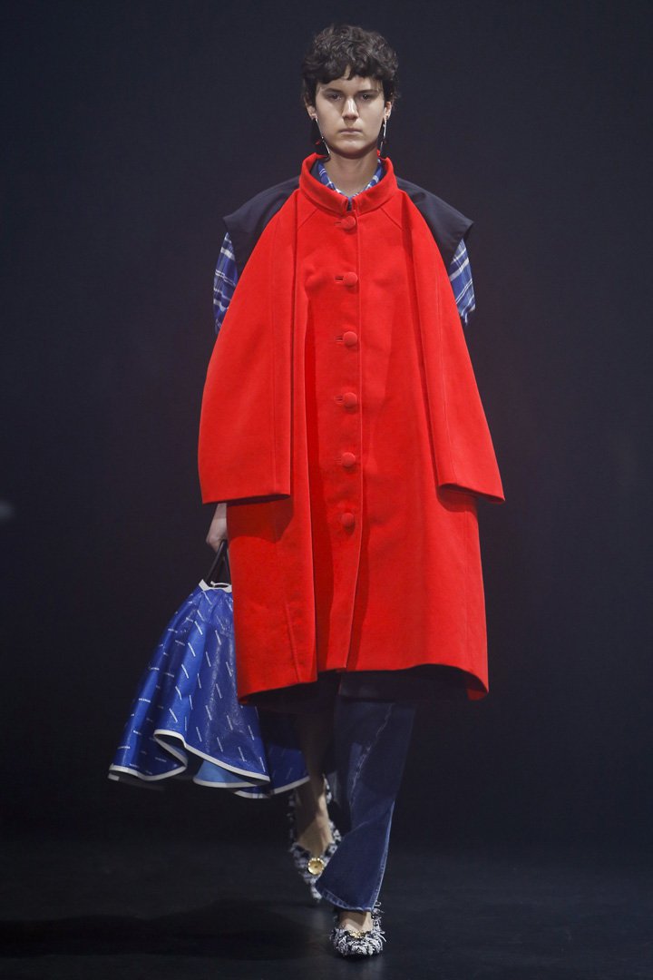 Balenciaga（巴黎世家）2025巴黎时装周时装秀
