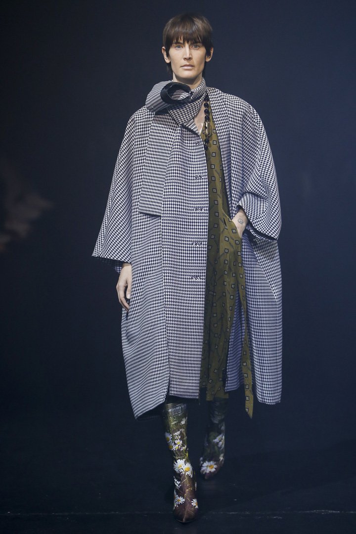 Balenciaga（巴黎世家）2025巴黎时装周时装秀