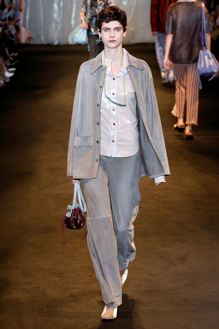 Acne Studios（艾克妮）2025巴黎时装周时装秀