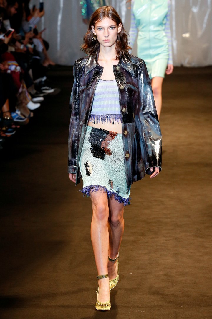 Acne Studios（艾克妮）2025巴黎时装周时装秀