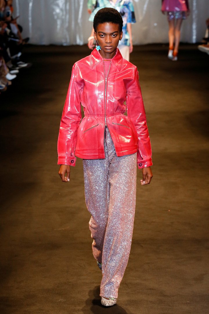 Acne Studios（艾克妮）2025巴黎时装周时装秀