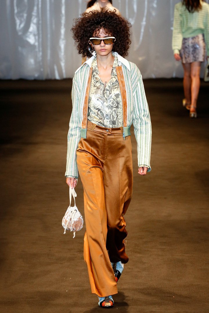 Acne Studios（艾克妮）2025巴黎时装周时装秀