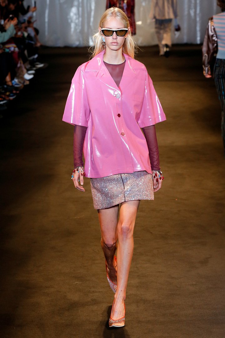 Acne Studios（艾克妮）2025巴黎时装周时装秀