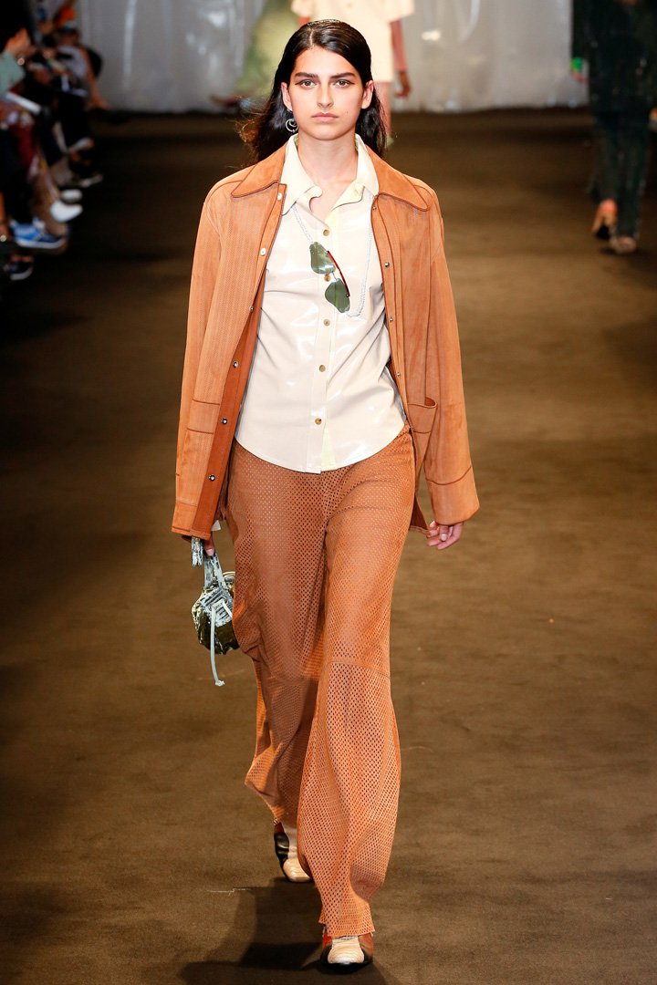 Acne Studios（艾克妮）2025巴黎时装周时装秀