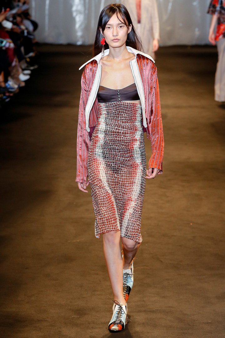 Acne Studios（艾克妮）2025巴黎时装周时装秀