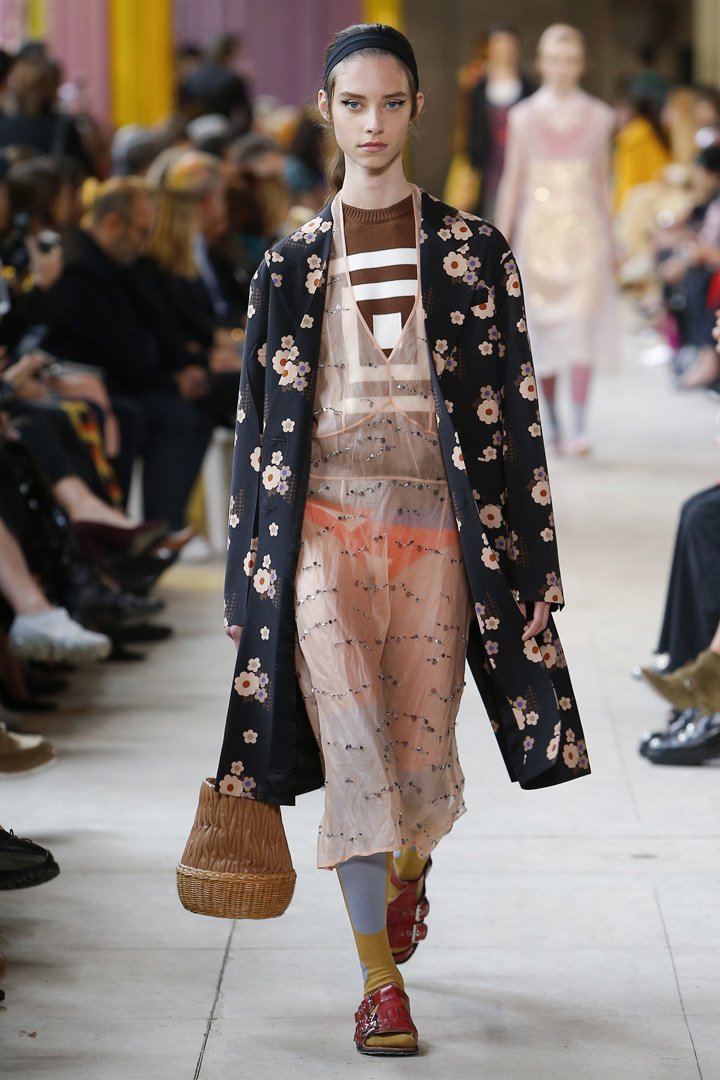 Miu Miu（缪缪）2025巴黎时装周时装秀