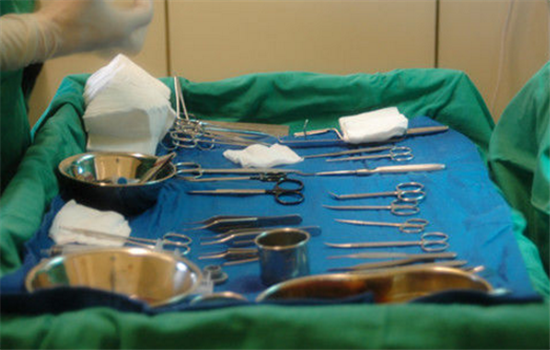 鼻子修复是怎么做的 多图解析隆鼻取出全部过程